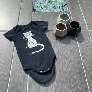 Crazy Cat Baby Black onesie bodysuit 6-9MO